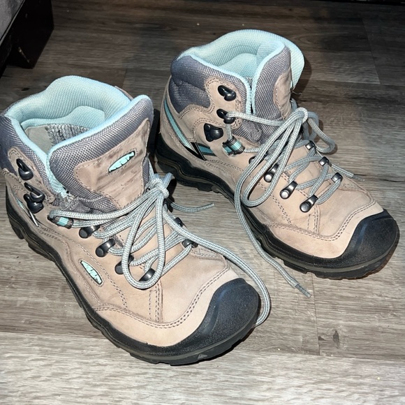 Keen
Durand II Mid Waterproof Hiking Boots - Women's - Size 7 - Picture 2 of 9